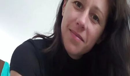 Ragazza prende il video casalinghe porno cazzo in un'intervista al casting in video amatoriale
