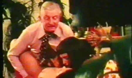 Madisine ha guadagnato qualche chilo. porno le casalinghe Mangia così, lei non ha intenzione di perdere questo