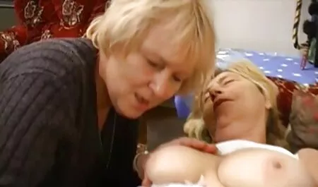 Cazzo ragazza alla pecorina (un sacco video porno casalinga italiana di olio) / 4K 60fps