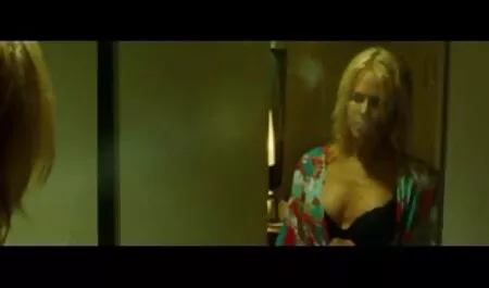Bella bionda con casalinghe italiane video grandi tette
