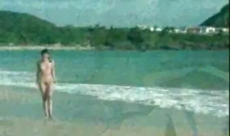 Bruna adolescente ottiene sborrata da film porno casalinghe amatoriali massaggiatrice