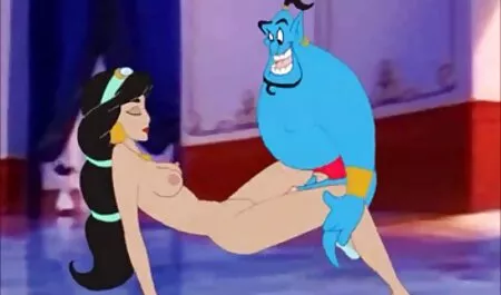 L'esperto invia un video porno casalinghe troie uomo magro in paradiso per le ragazze grasse