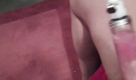 Busty film porno gratis casalinghe Thai adolescente prende una porzione di sperma