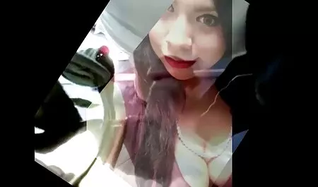 Geile Mutti pissing film porno casalinga in auto
