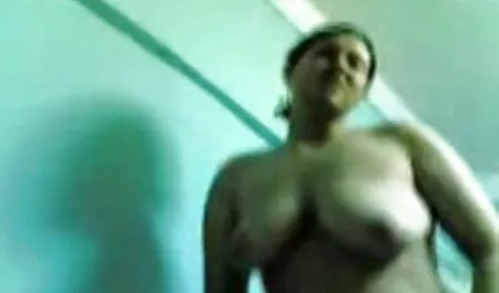 La sua figa aveva casalinghe pelose porno bisogno di attenzione in hotel