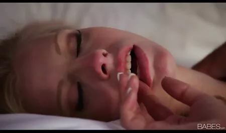 PervertPI è un truffatore estremamente caldo video porno casalinghe gratis che scopa un investigatore privato