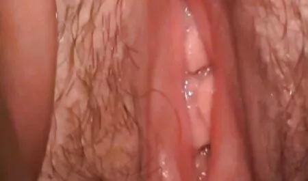 scopata sul divano video porno casalinga italiana