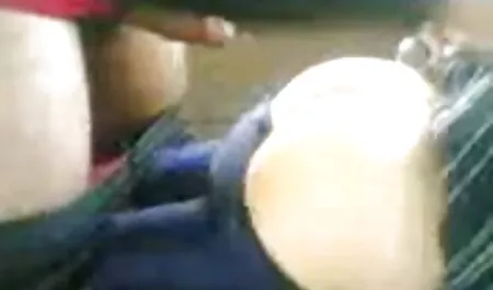 Si leccano il colpo e succhiano la parte casalinghe sessantenni sensibile l'una dell'altra